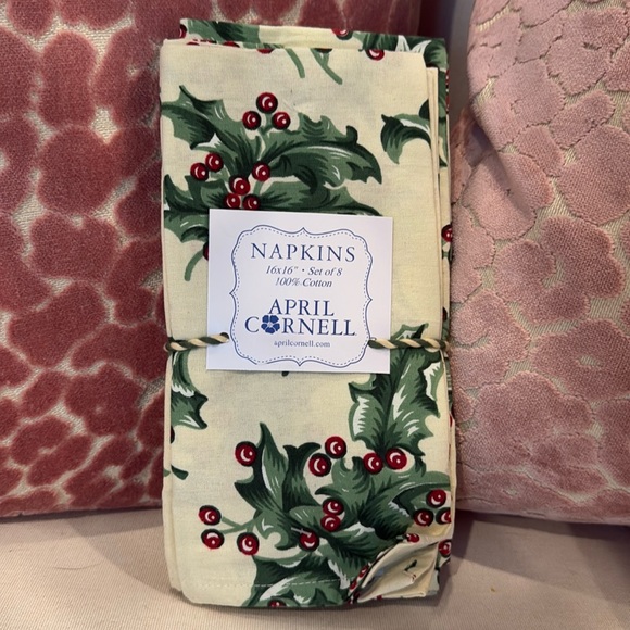 April Cornell Other - April Cornell holiday Christmas Holly table napkins 8 pack 16” X 16”